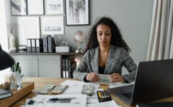 How Financial Goals Help Entrepreneurs Stay Focused
