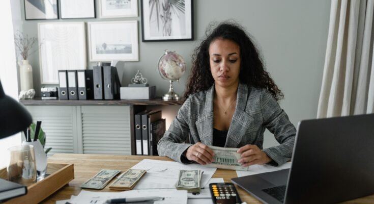 How Financial Goals Help Entrepreneurs Stay Focused